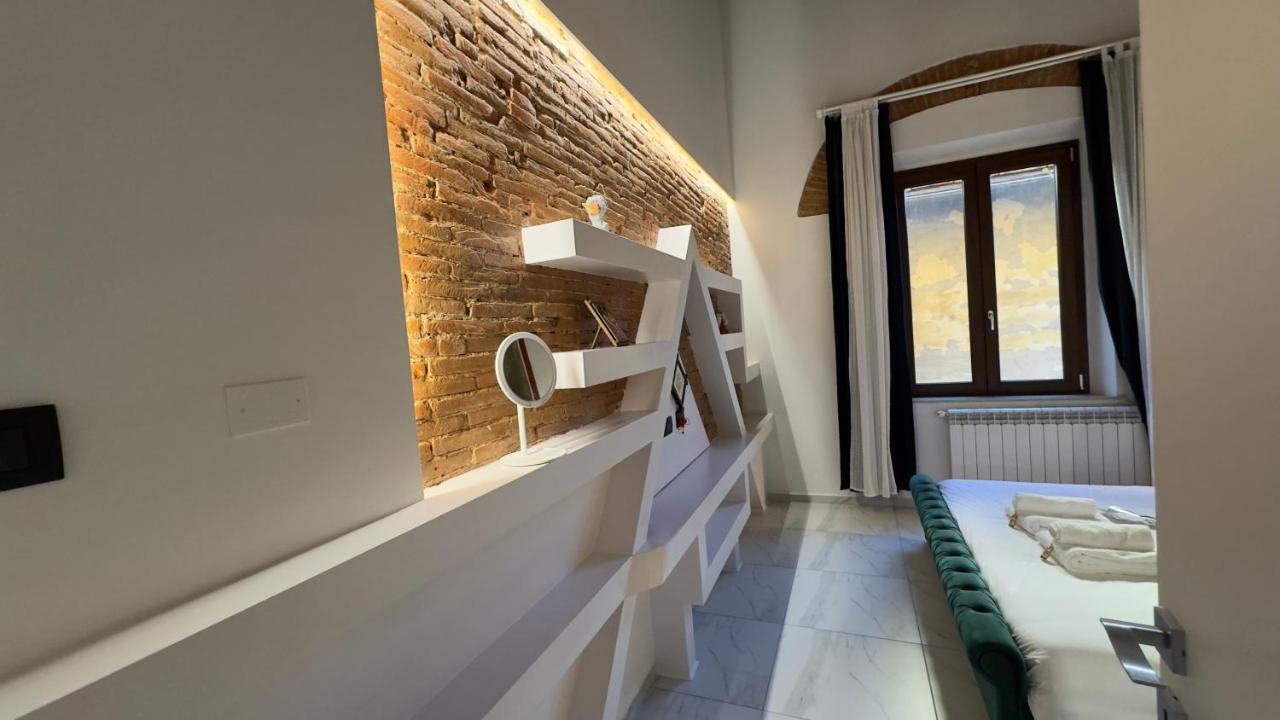 Suite Stylish & Cozy Apartment In The Heart Of 피렌체 외부 사진
