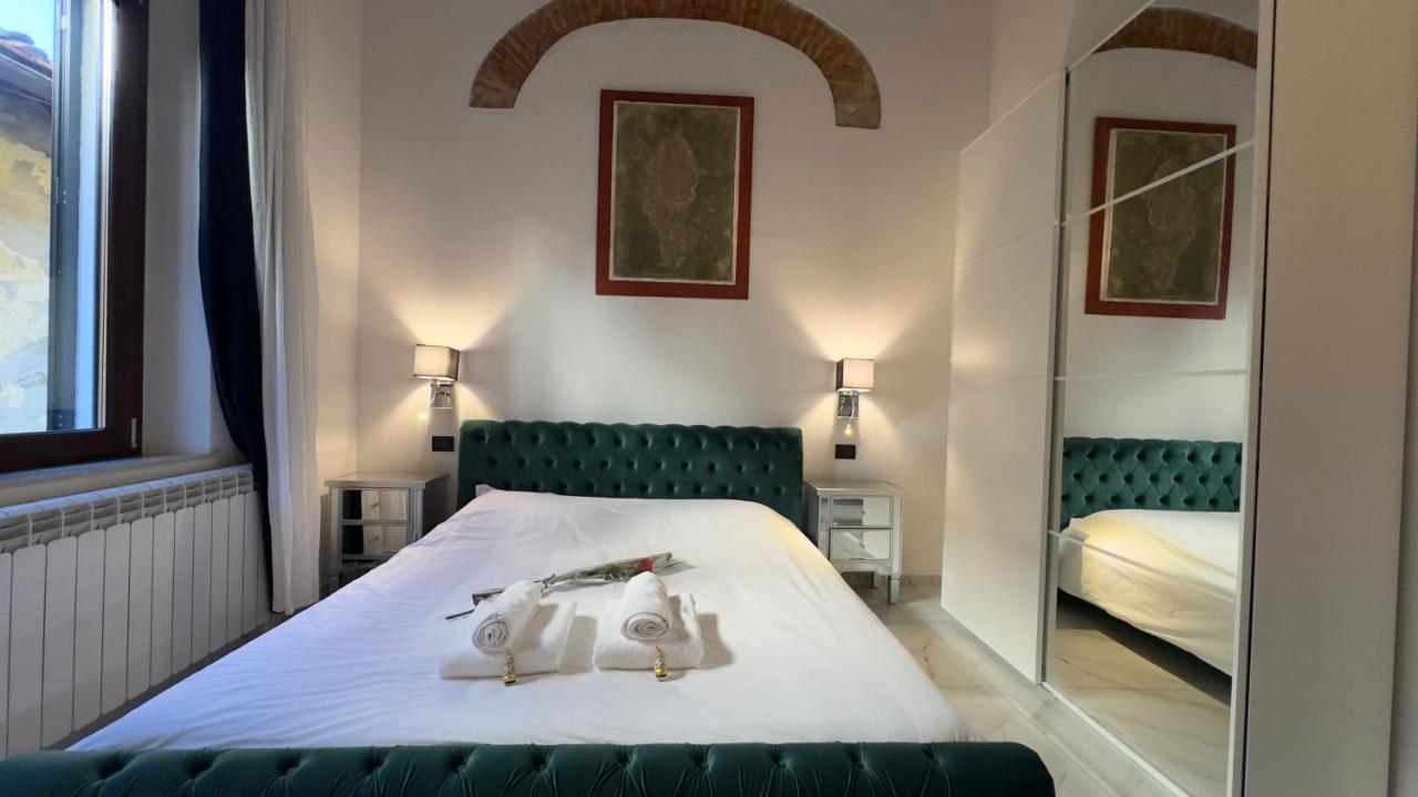 Suite Stylish & Cozy Apartment In The Heart Of 피렌체 외부 사진