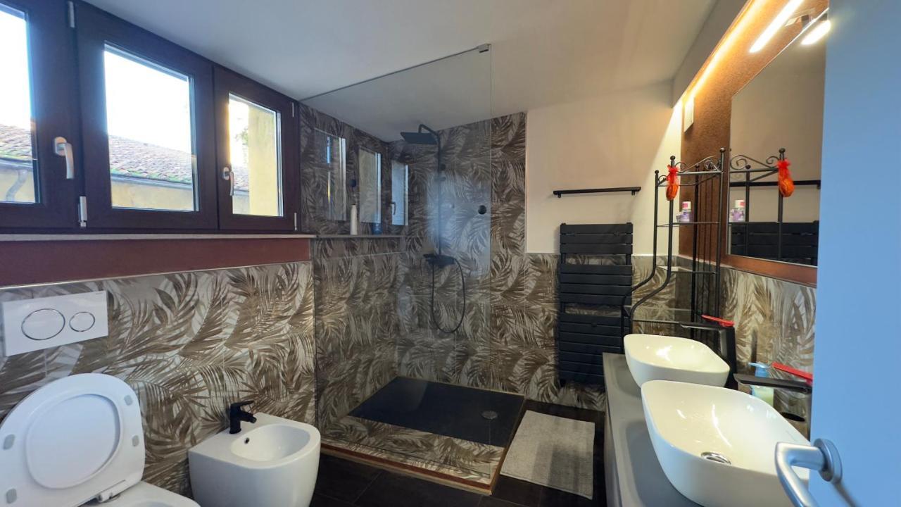 Suite Stylish & Cozy Apartment In The Heart Of 피렌체 외부 사진