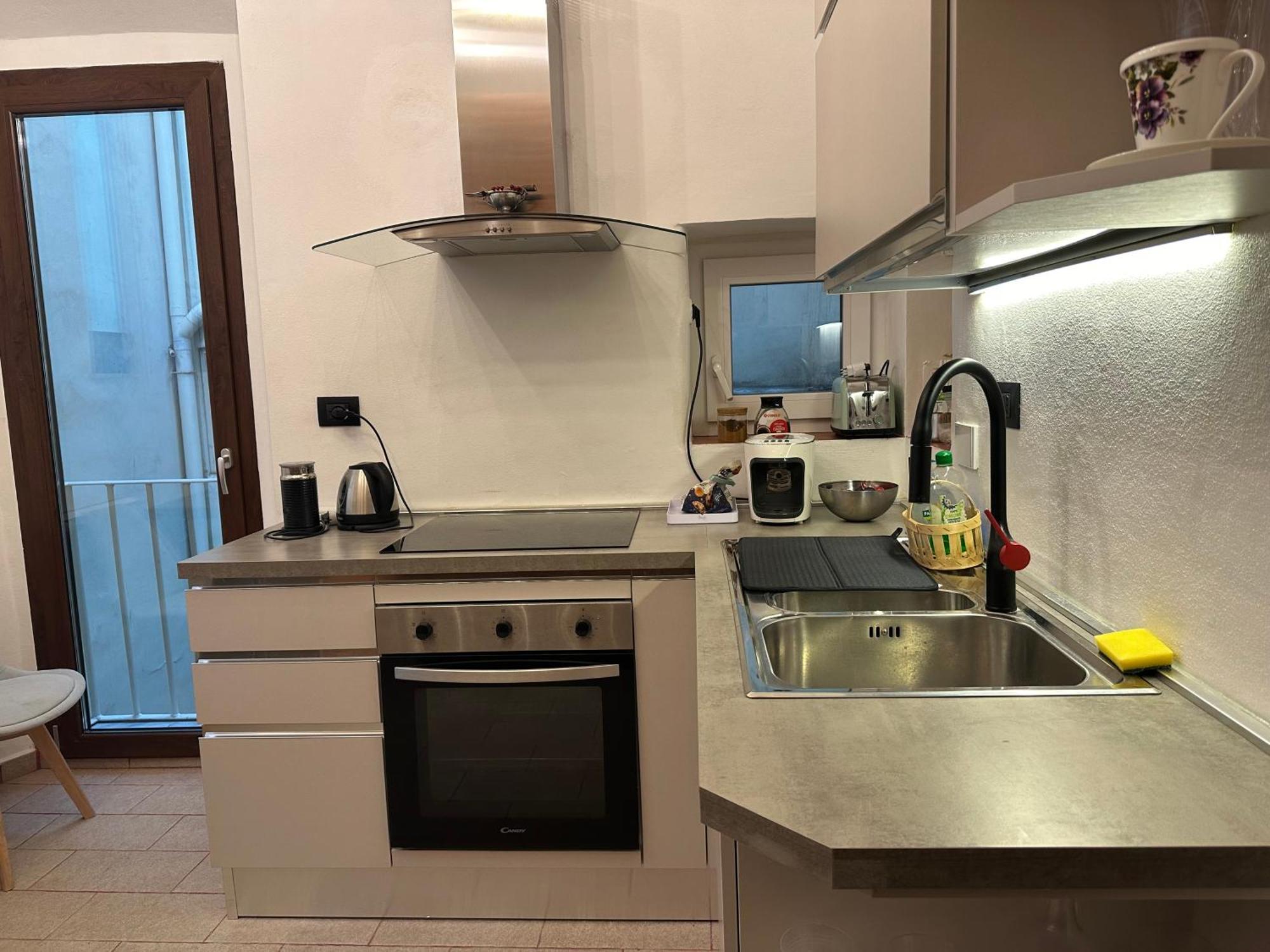 Suite Stylish & Cozy Apartment In The Heart Of 피렌체 외부 사진